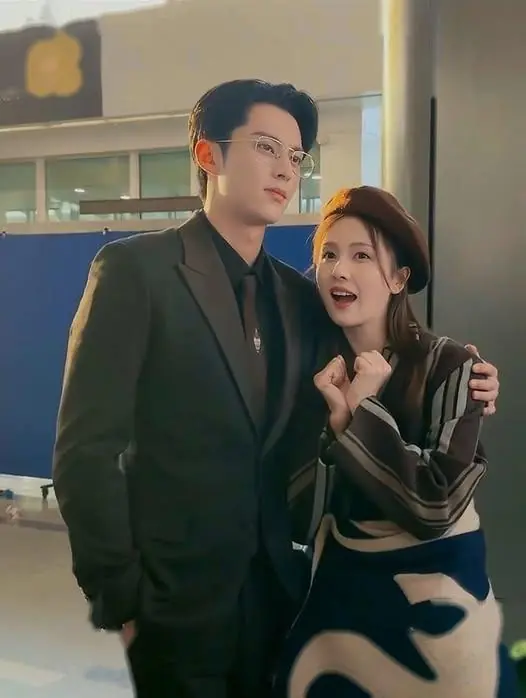 Bìa Cách Ly Ở Nhờ Nhà Sếp