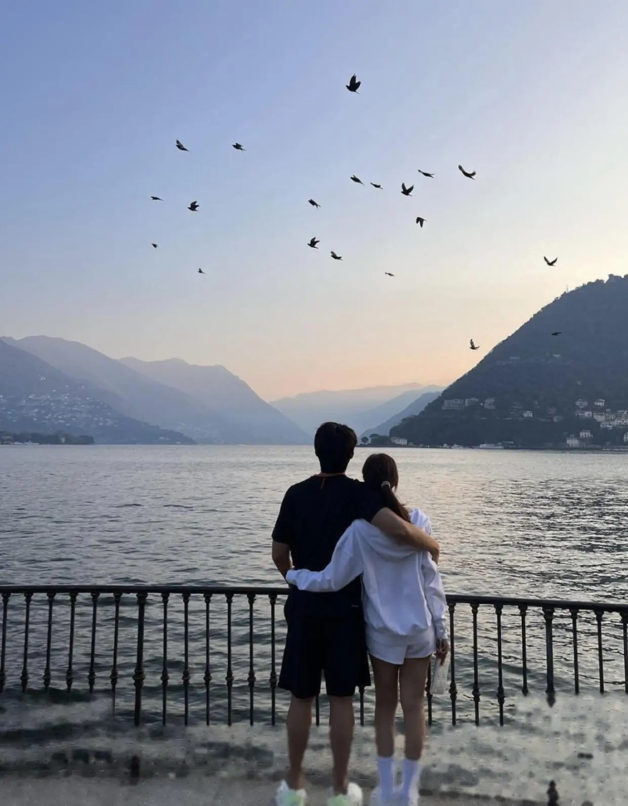 Bìa GỬI LẠI GIẤY NỢ CHO CHỒNG
