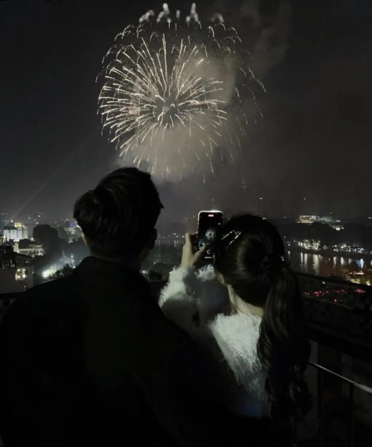 Bìa NGUỘI LẠNH CON TIM
