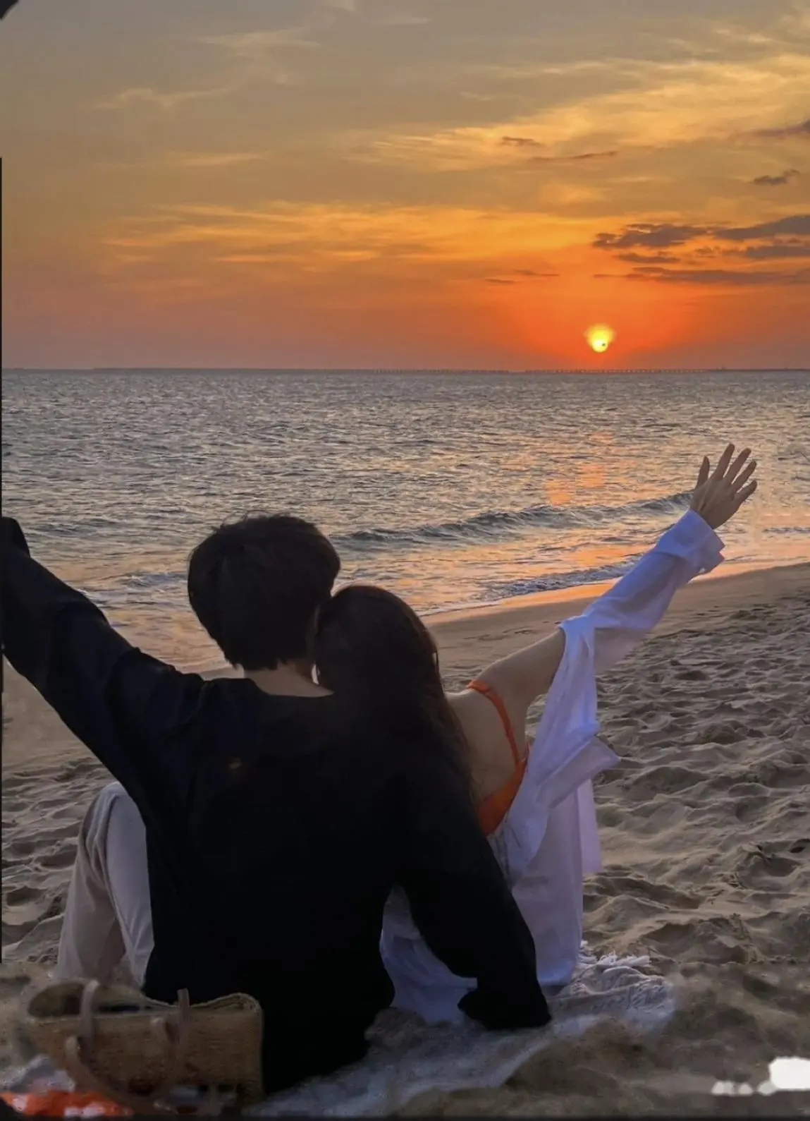 Bìa LÒNG NGƯỜI KHÓ ĐOÁN