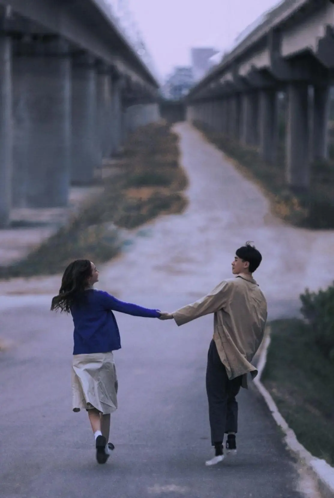 Bìa RỜI XA ANH
