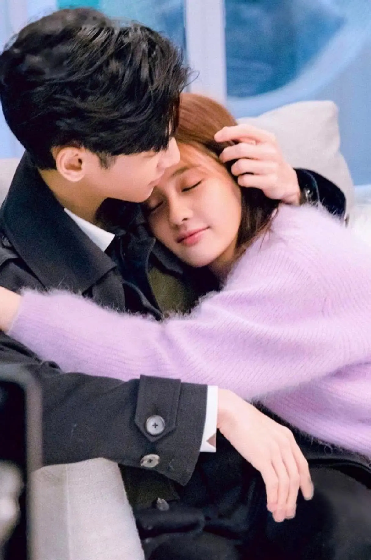Bìa TÌNH YÊU KHÔNG ĐƯỢC TRÂN TRỌNG