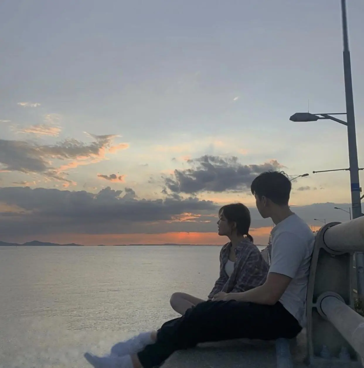 Bìa 5 NĂM XA CÁCH CHÚNG TÔI GẶP LẠI NHAU