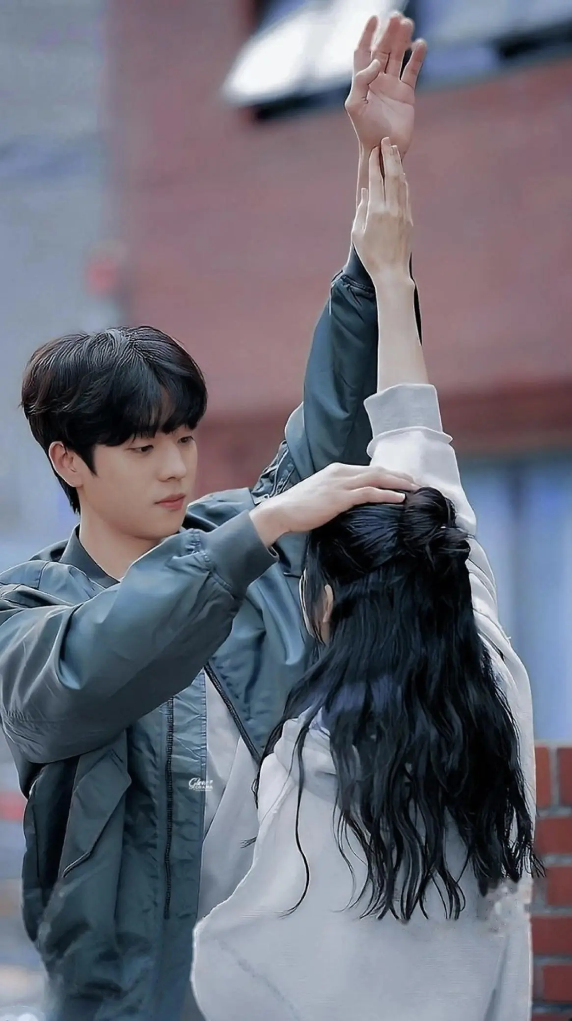 Bìa ANH CHƯA TỪNG THƯƠNG TÔI