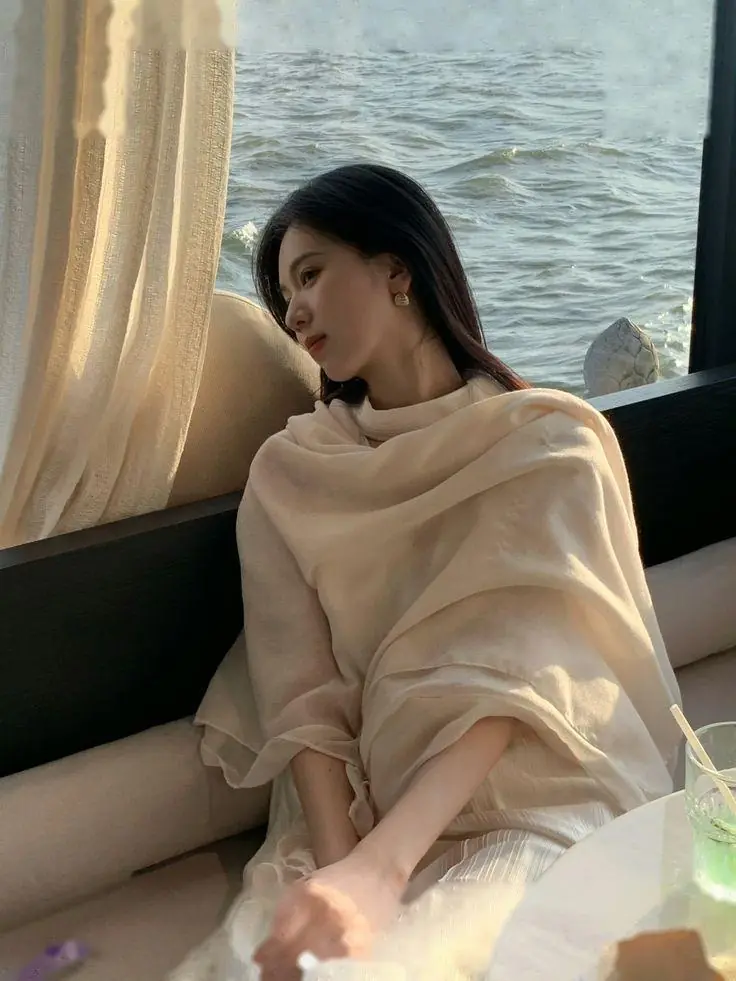 Bìa CON DÂU ĐỂ Ý ĐẾN KHOẢN TIỀN CỦA TÔI
