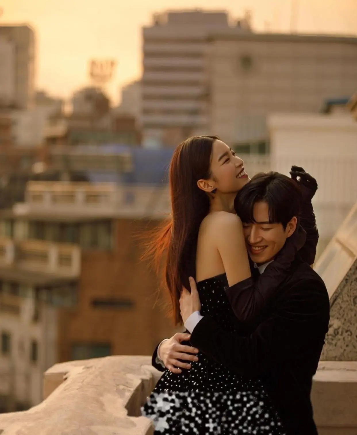 Bìa CƯỚI TRƯỚC YÊU SAU