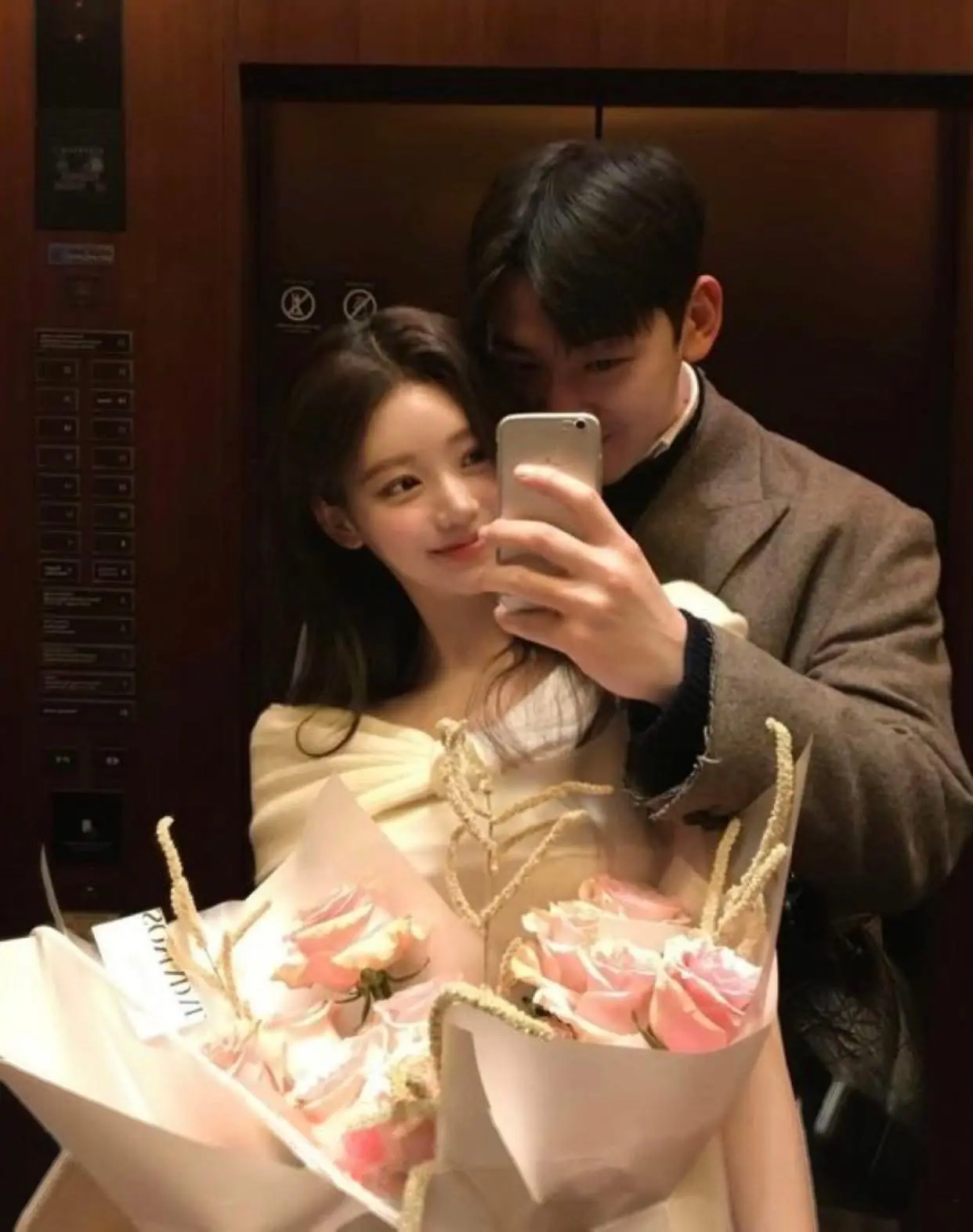 Bìa LUÔN BÊN ANH TỐNG VĂN CHÂU
