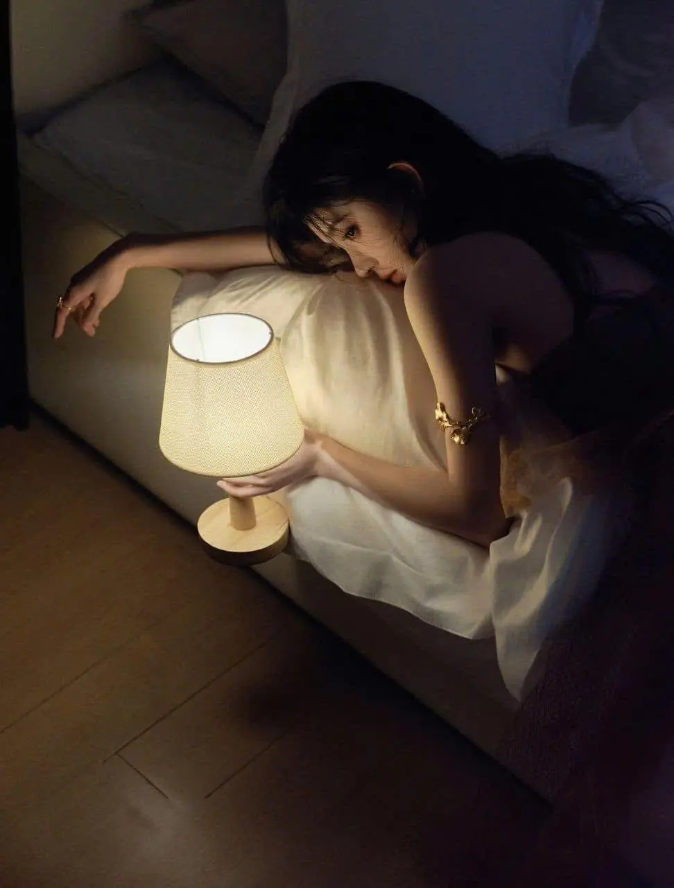 Bìa TÌNH YÊU HOÁ GIẢI HẬN THÙ