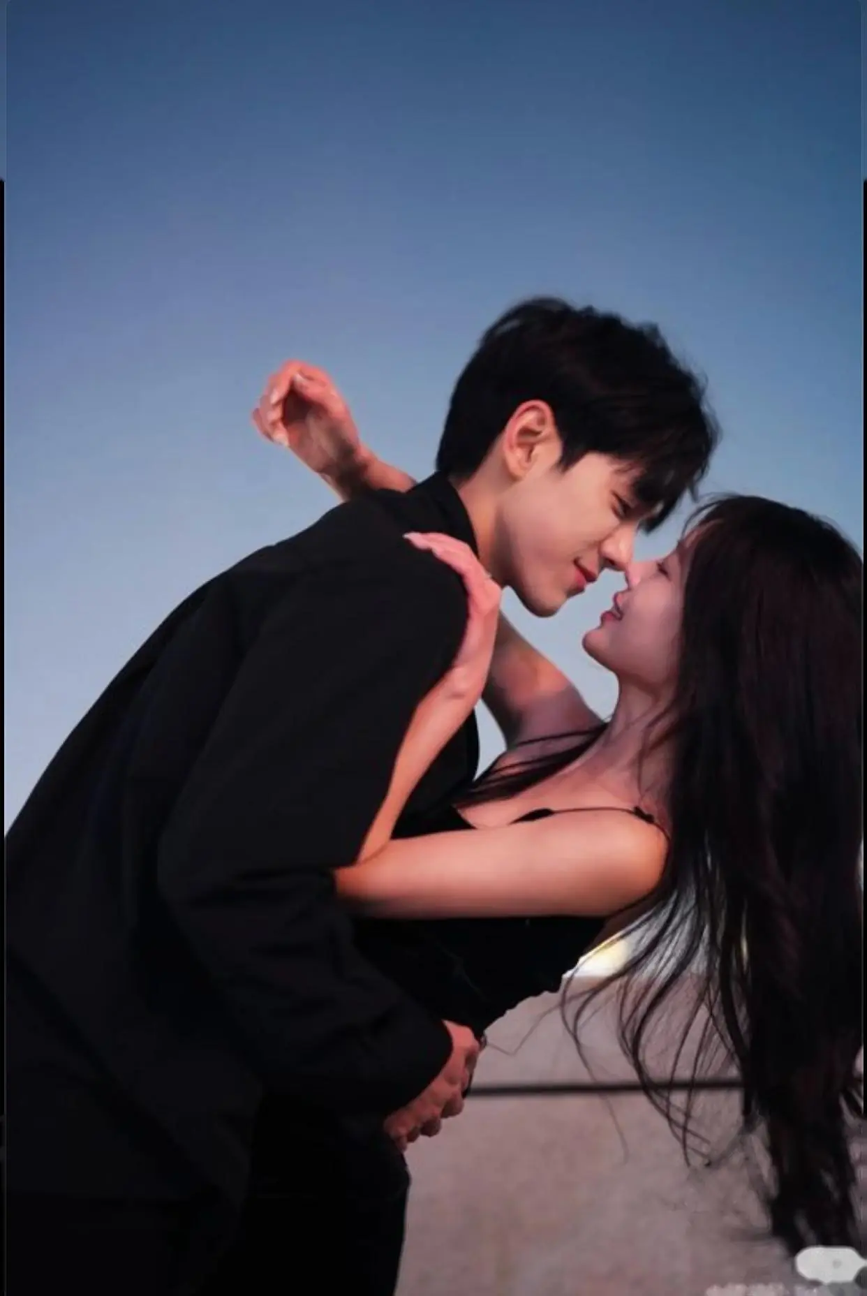 Bìa HẸN HÒ VỚI THẦY GIÁO