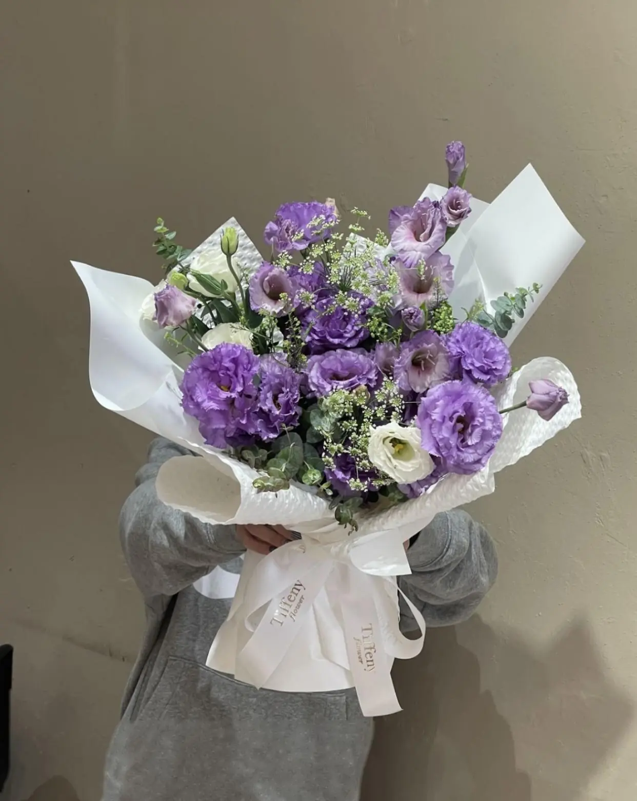 Bìa TRỌNG SINH TRỞ LẠI, TÔI NHÌN THẤY CHỒNG TƯƠNG LAI