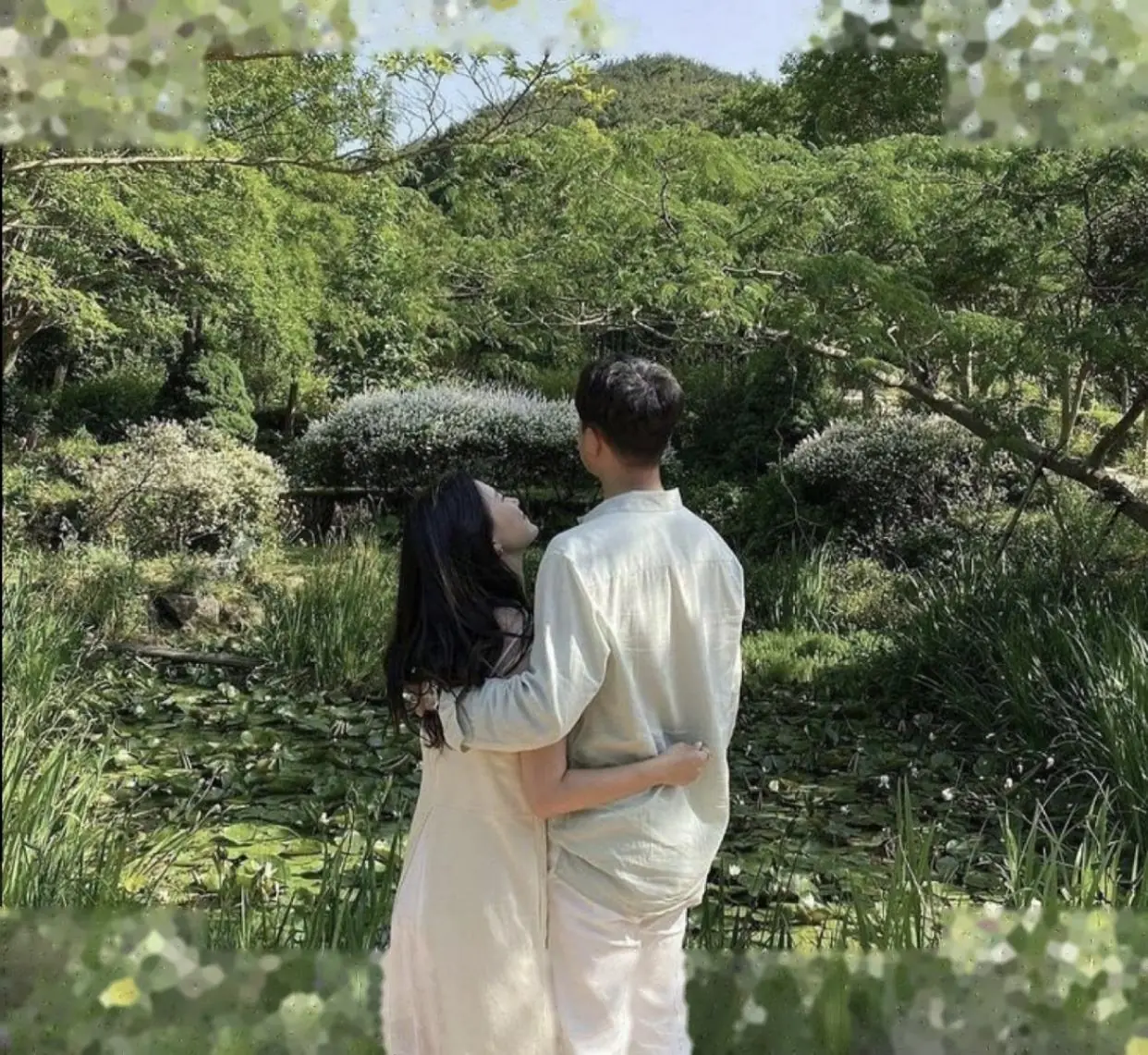 Bìa VƯỢT QUA NỖI ĐAU